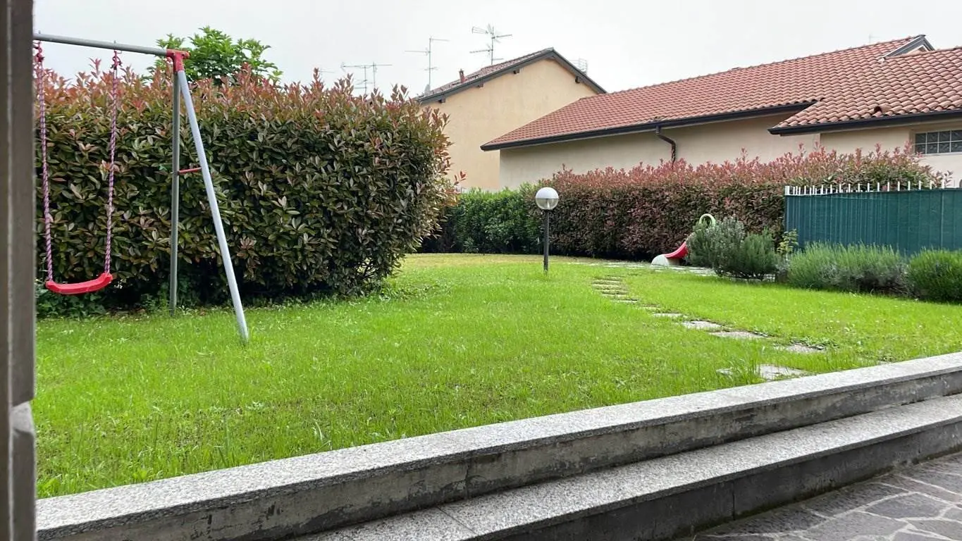 Cassina de Pecchi - Elegante appartamento in villa con ingresso indipendente