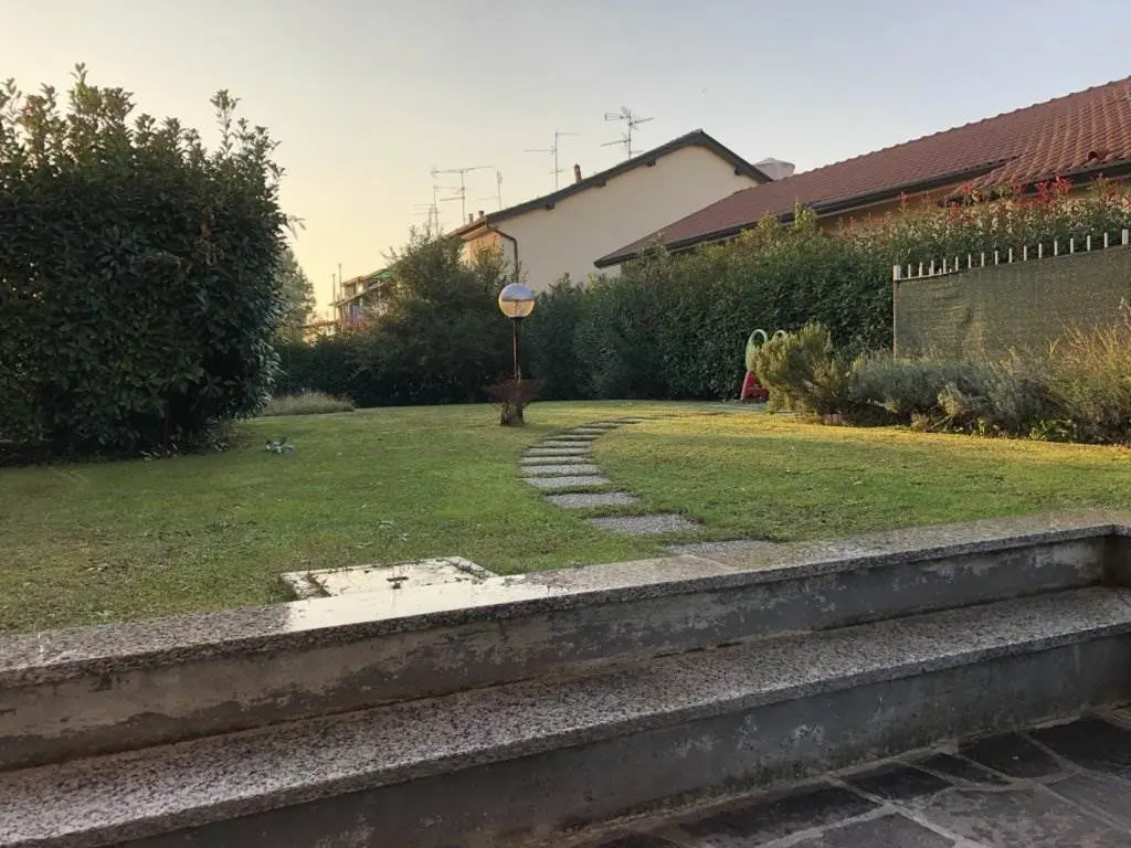 Cassina de Pecchi - Elegante appartamento in villa con ingresso indipendente