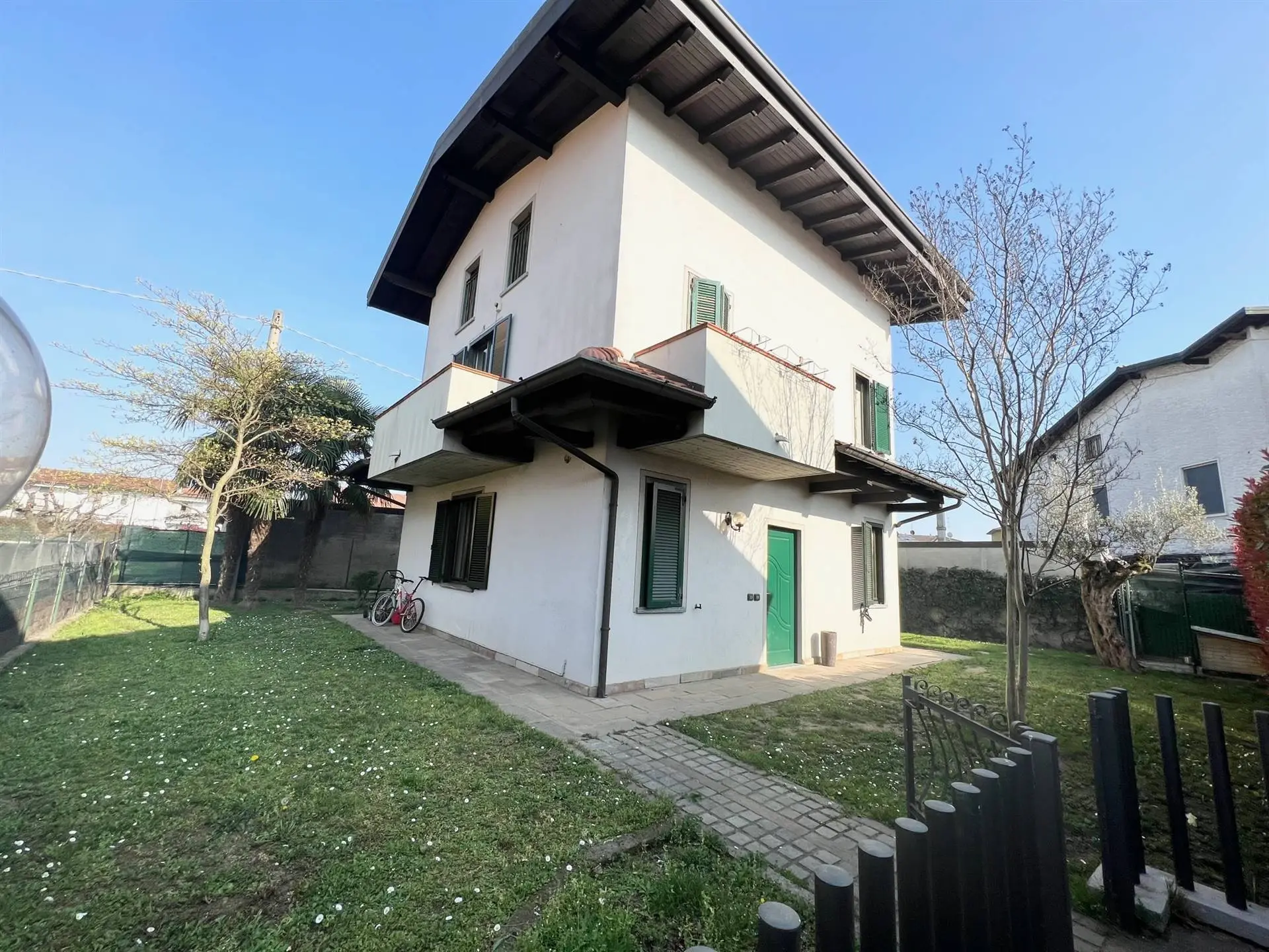 Immagine di copertina dell'immobile Villa singola ideale per famiglie numerose
