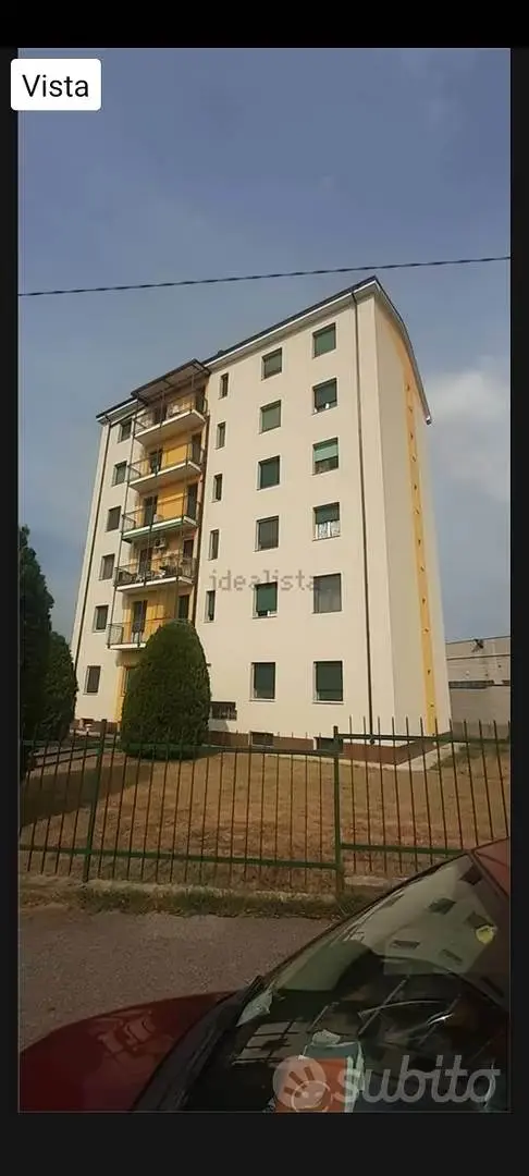 Gessate – ampio bilocale con doppio balcone, cantina e posto auto