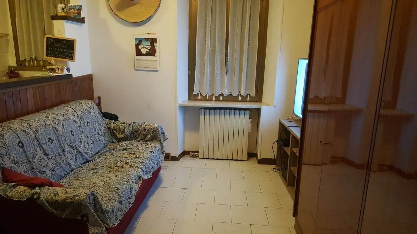 Vimercate – monolocale ristrutturato in cascina storica, ottimo investimento