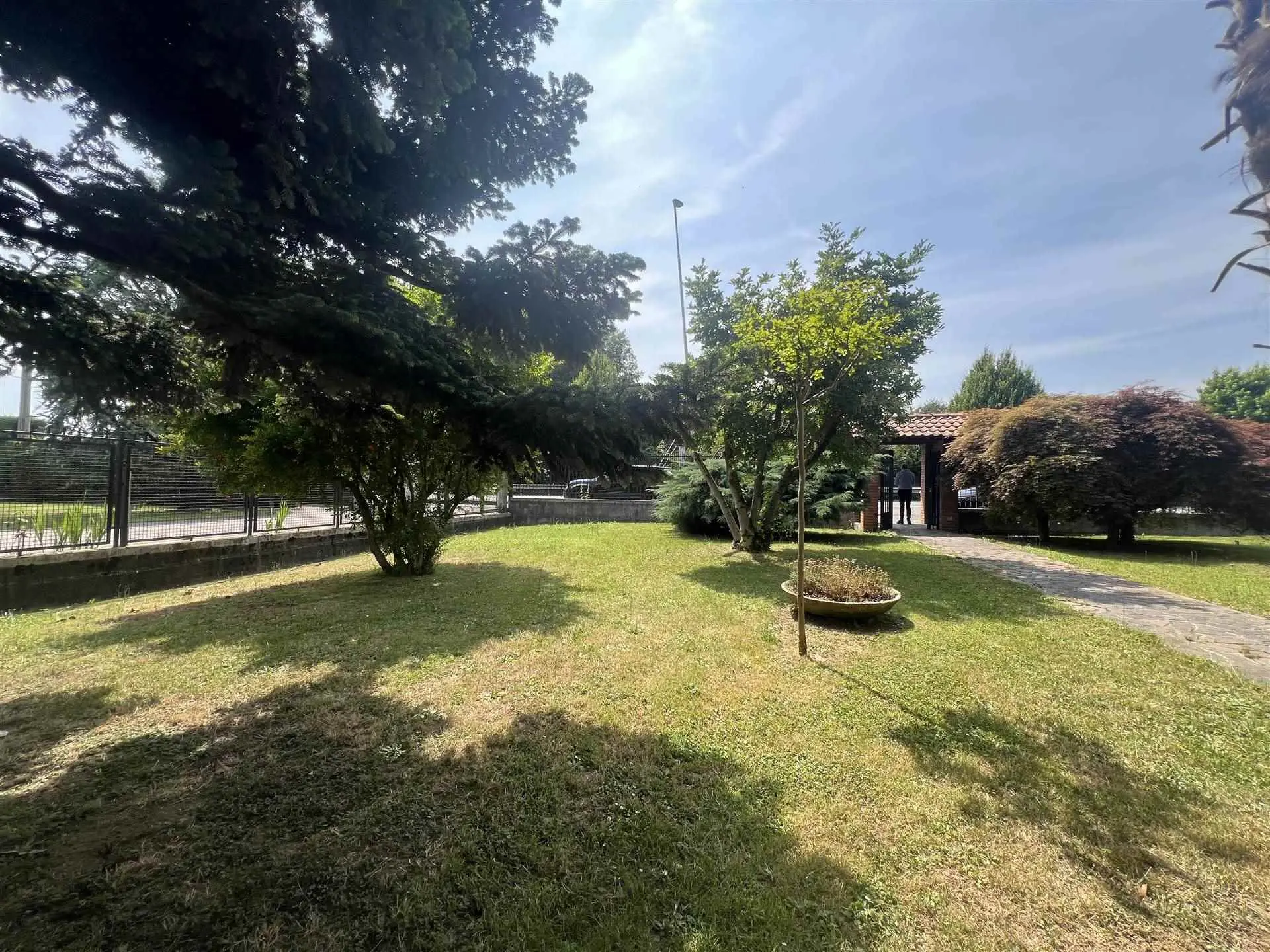 Villa Singola indipendente con Giardino in Ottima Posizione