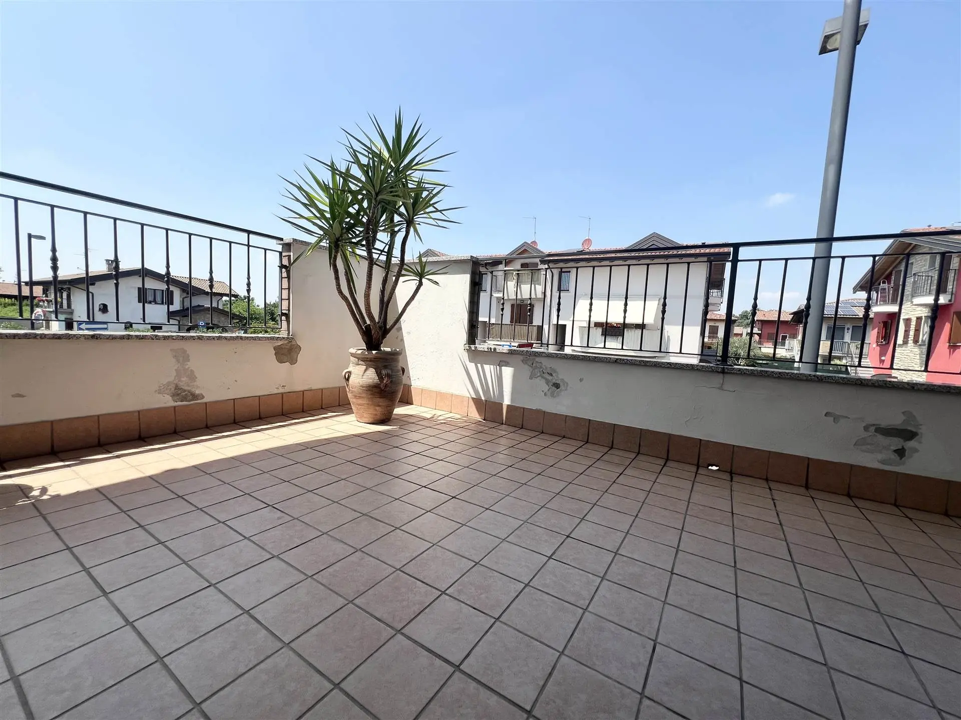 Trilocale in ottime condizioni con box e cantina