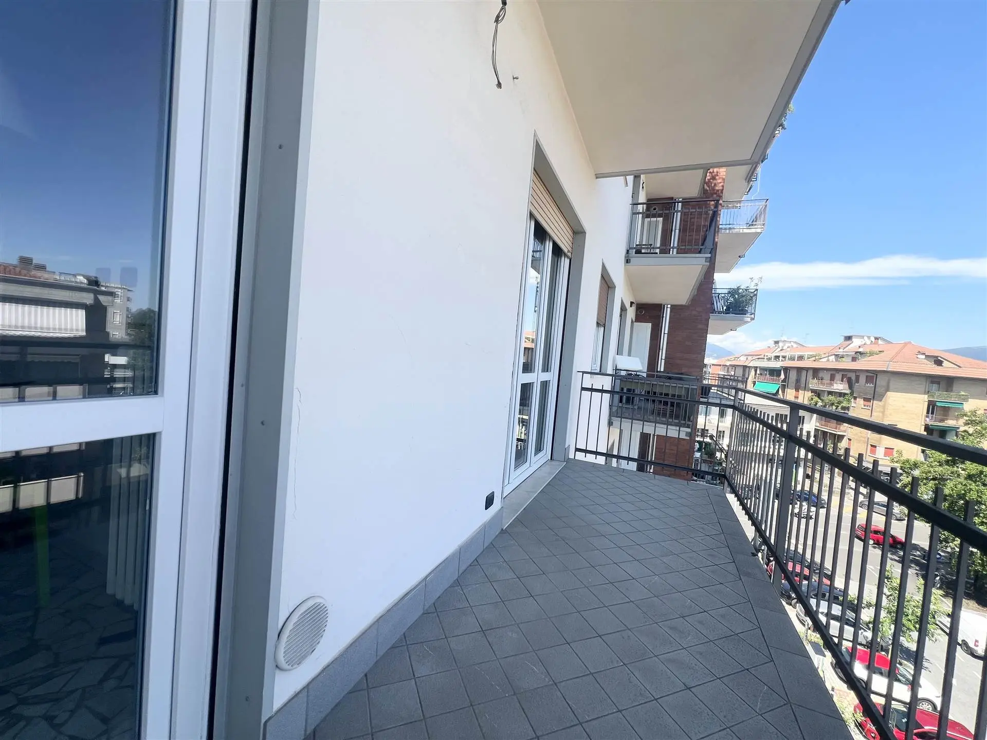 Trilocale ristrutturato via borgo palazzo