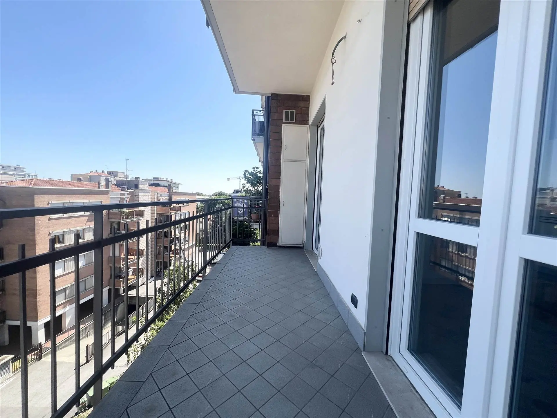 Trilocale ristrutturato via borgo palazzo