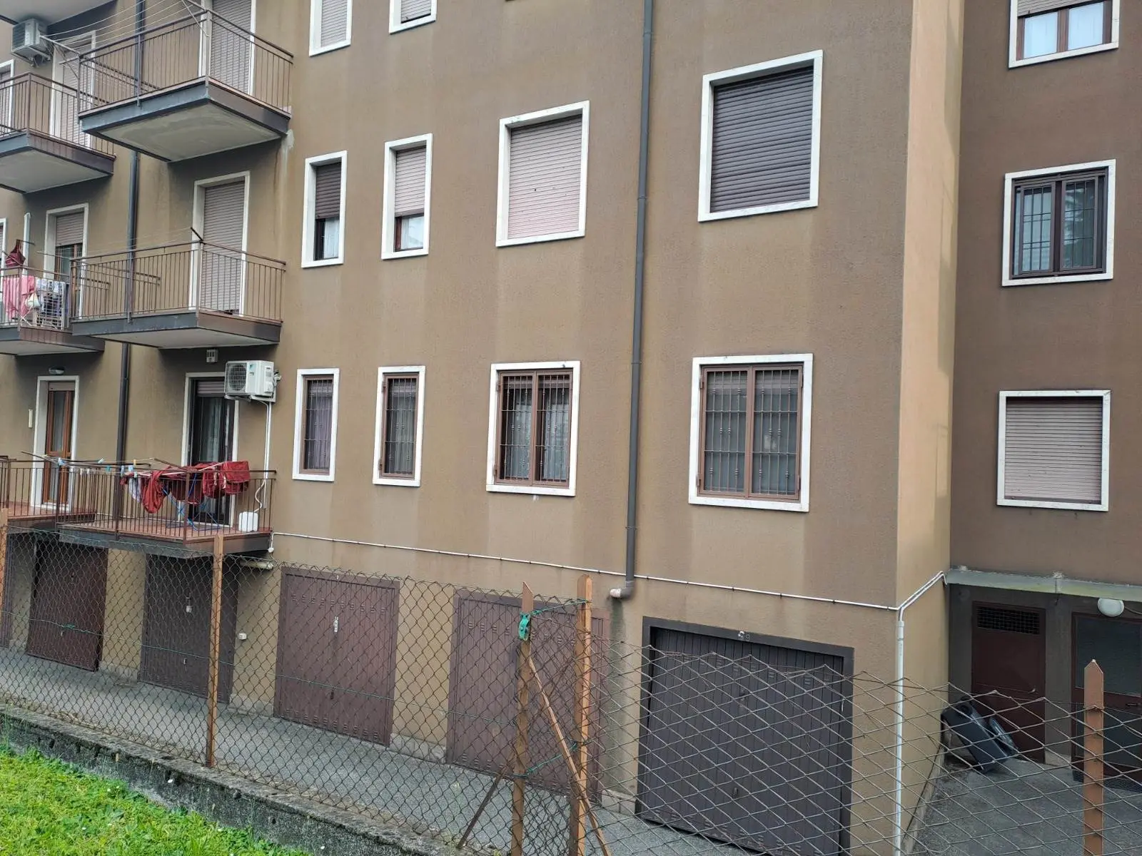 Quattro locali ristrutturato in vendita – merate centro