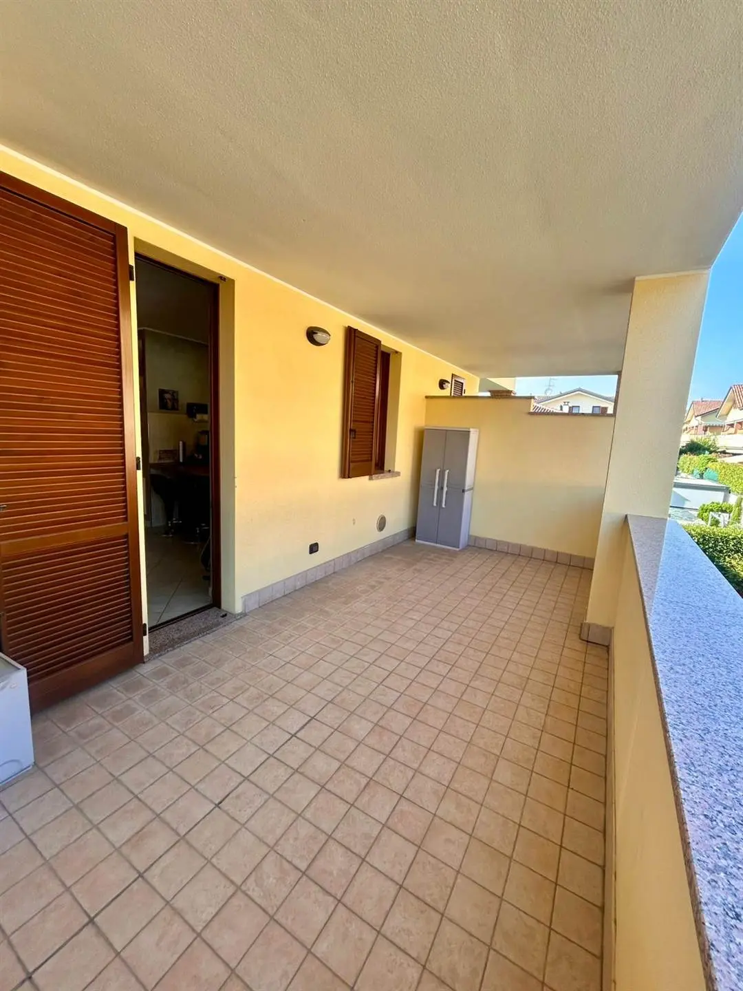Elegante Bilocale con Terrazzi e Finiture Moderne – Cavenago di Brianza