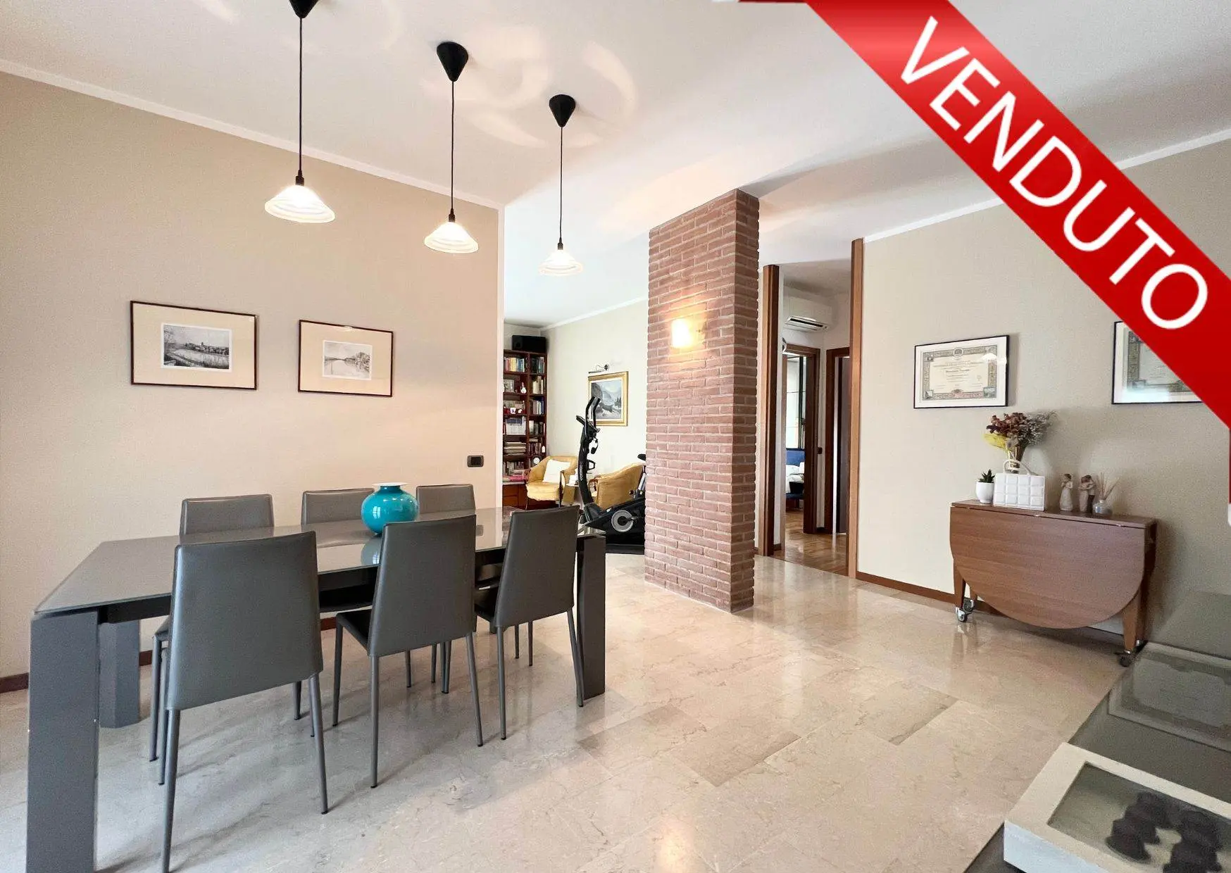 Open house 4 ottobre ore 10.00 - trlocale luminoso ampie metrature