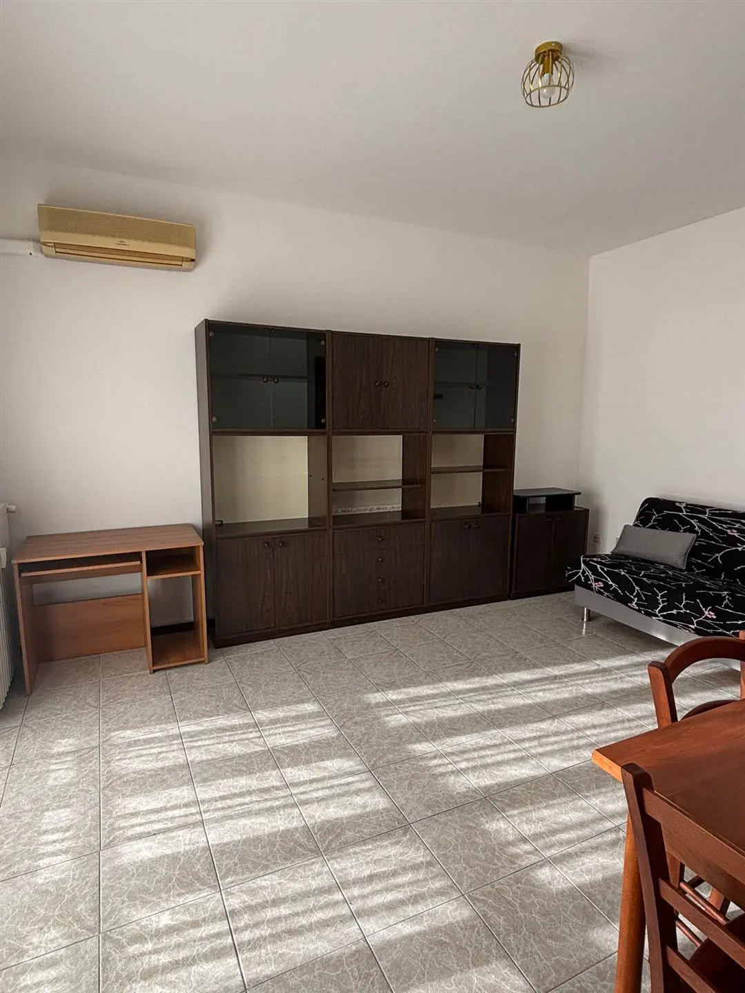 Bilocale arredato con cantina