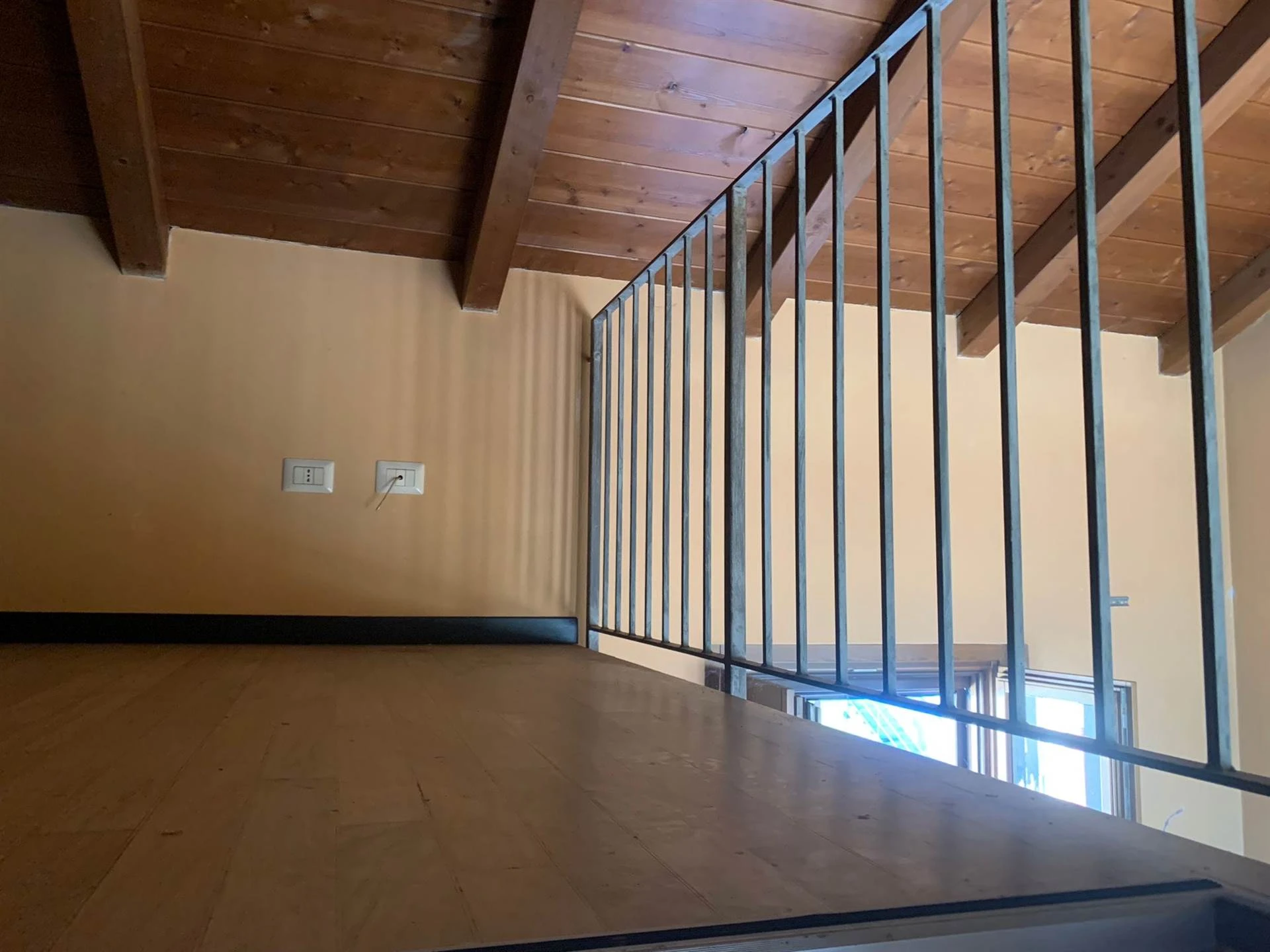 Monolocale soppalcato Possibilità BOX