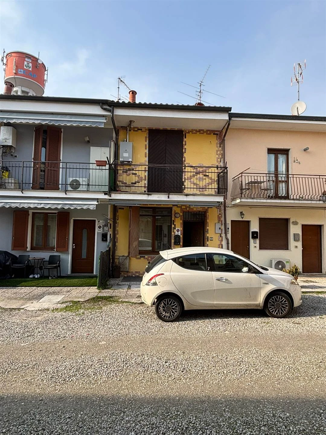 Appartamento in Vendita a Trezzano Rosa