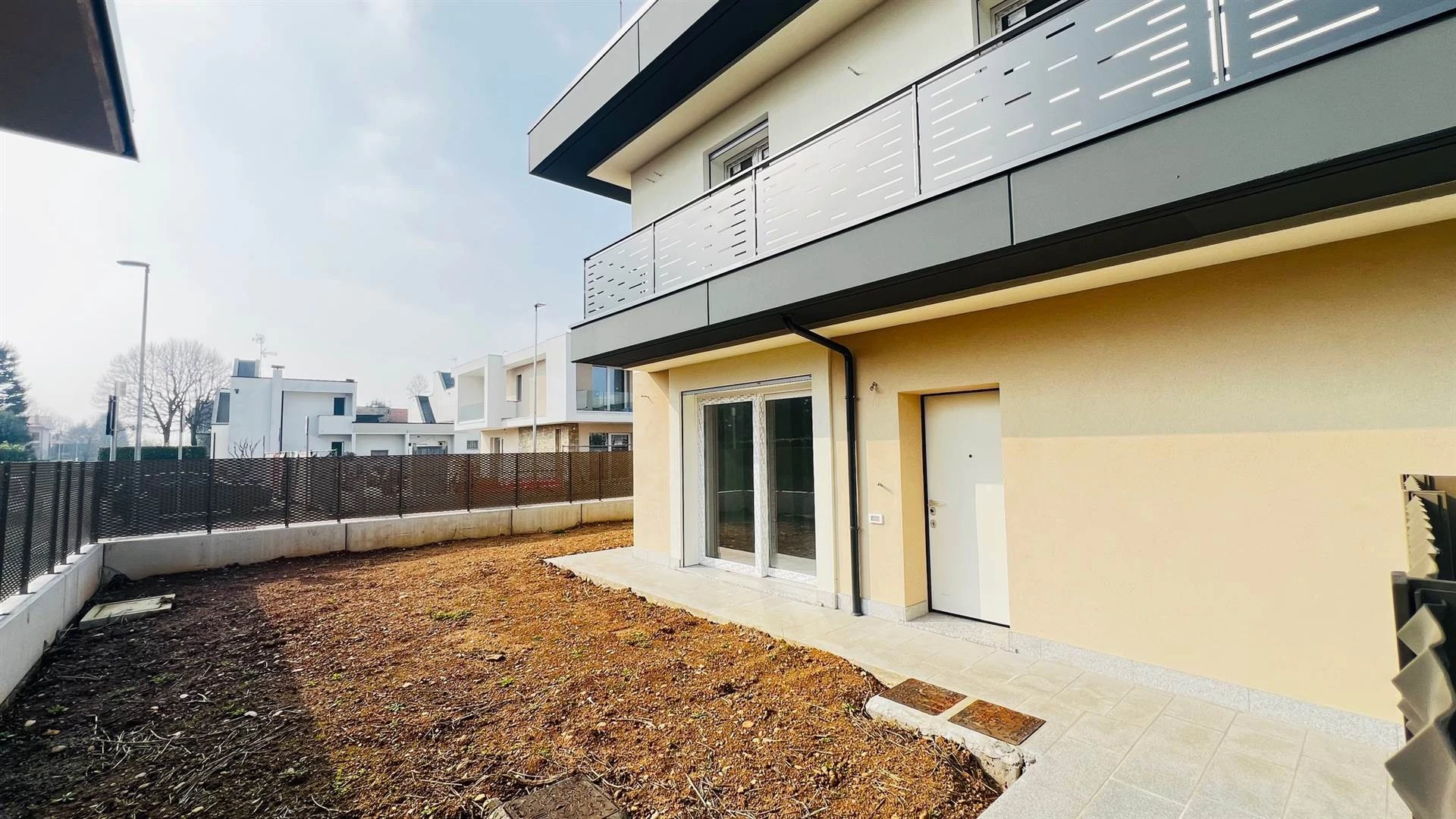 Villa  ad Azzano San Paolo