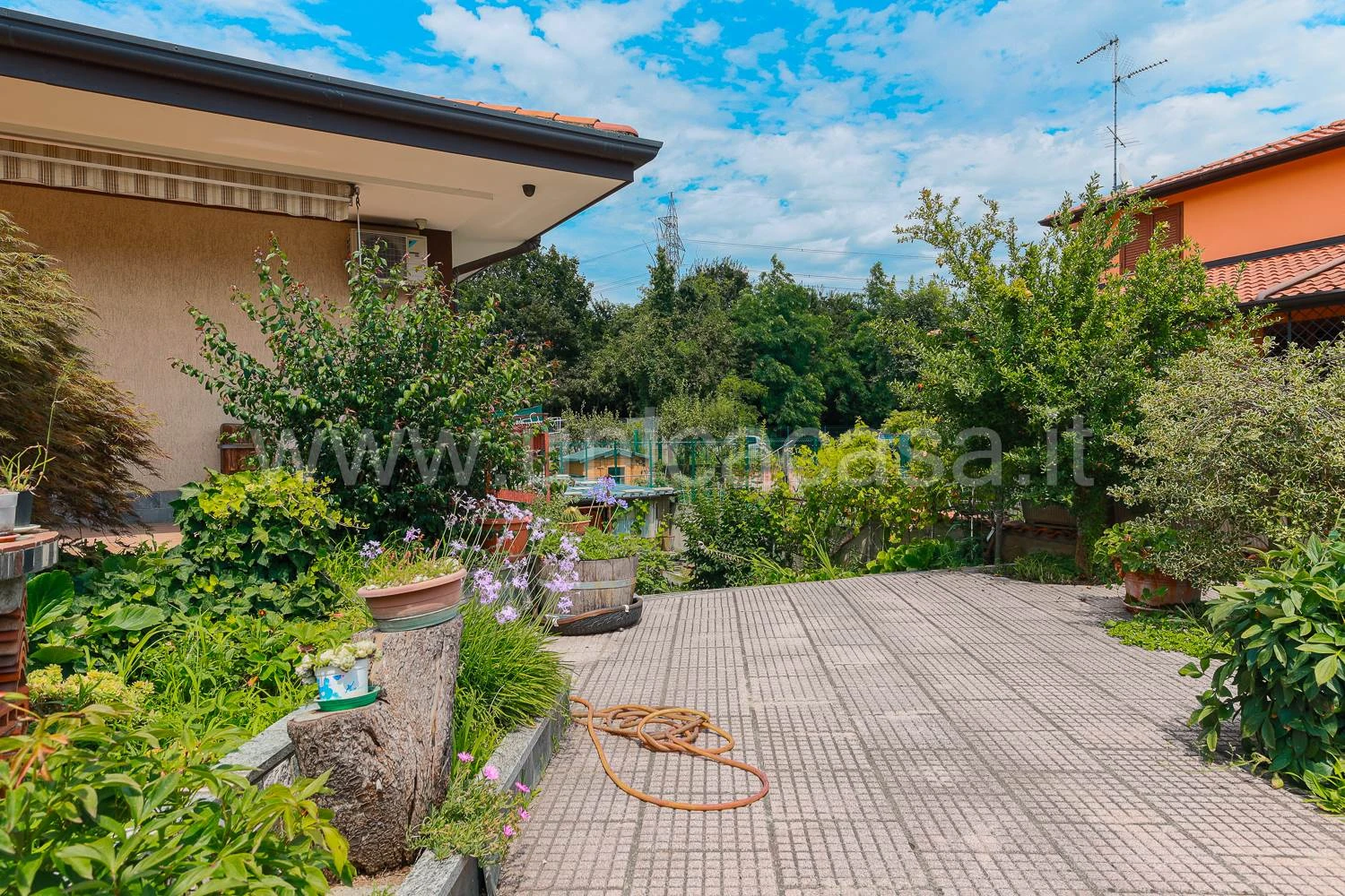 Villa in Vendita a Busnago