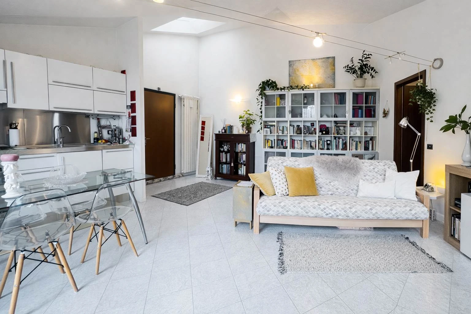 Opne house sabato 14 marzo ore 10 - ampio bilocale