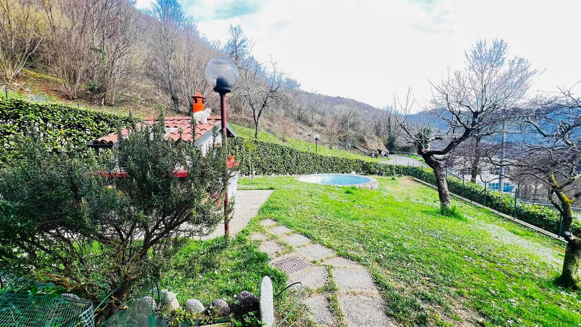 Villetta con vista e giardino – Val Brembilla