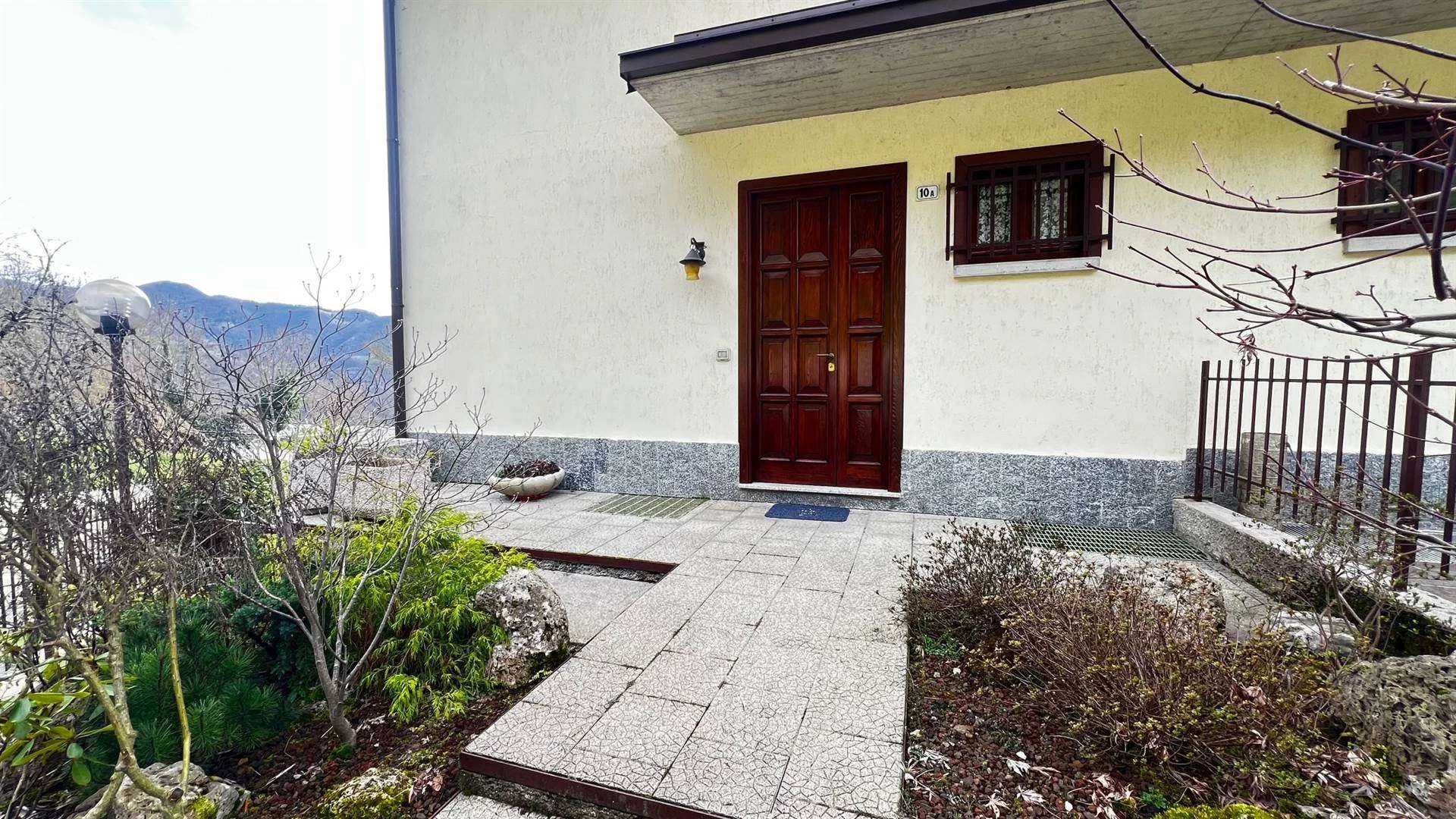 Villetta con vista e giardino – Val Brembilla