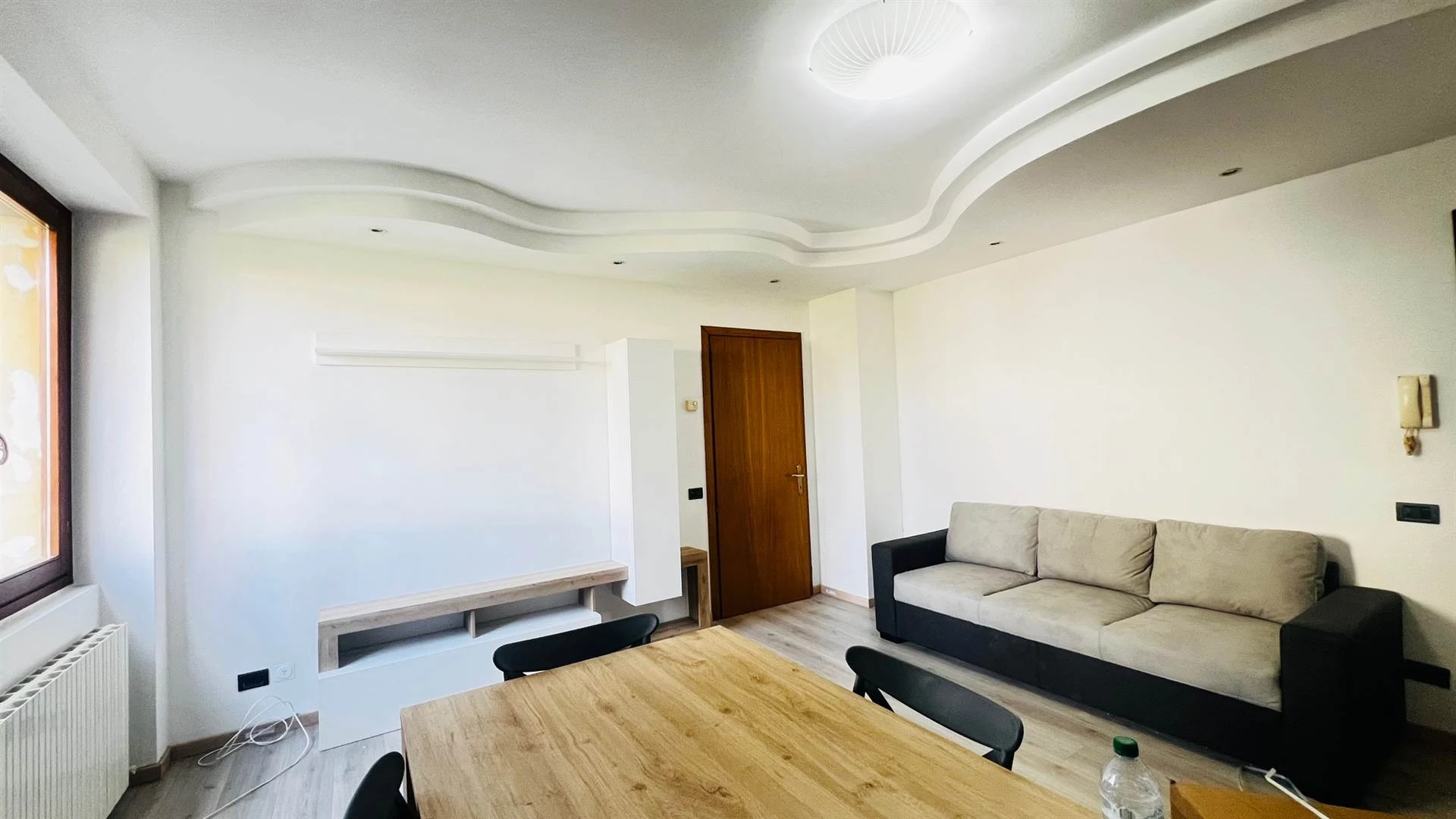 Bilocale ristrutturato con arredo nuovo