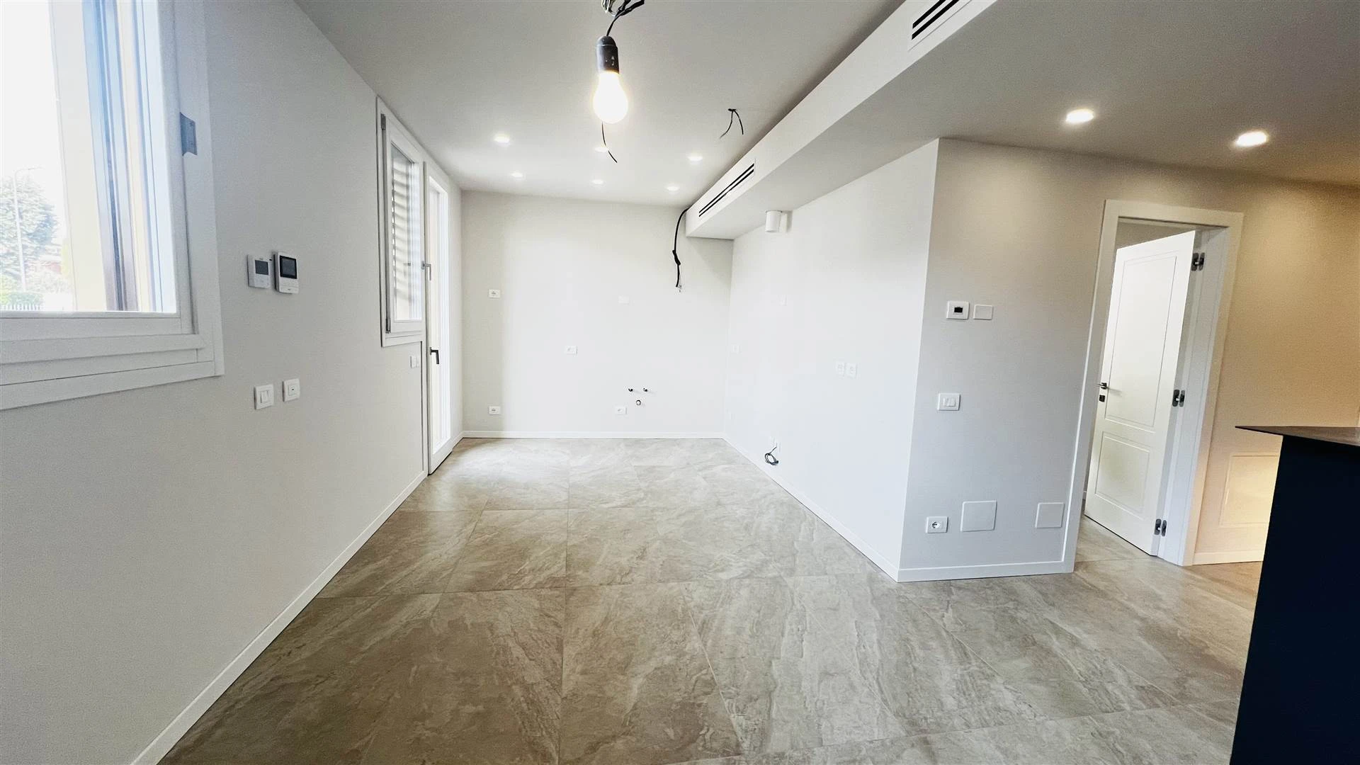 Open house sabato 11 aprile ore 10.00 - - solo su prenotazione