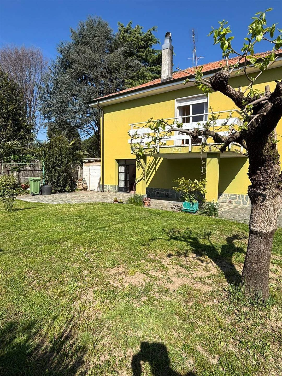 Villa in Vendita a Cavenago di Brianza