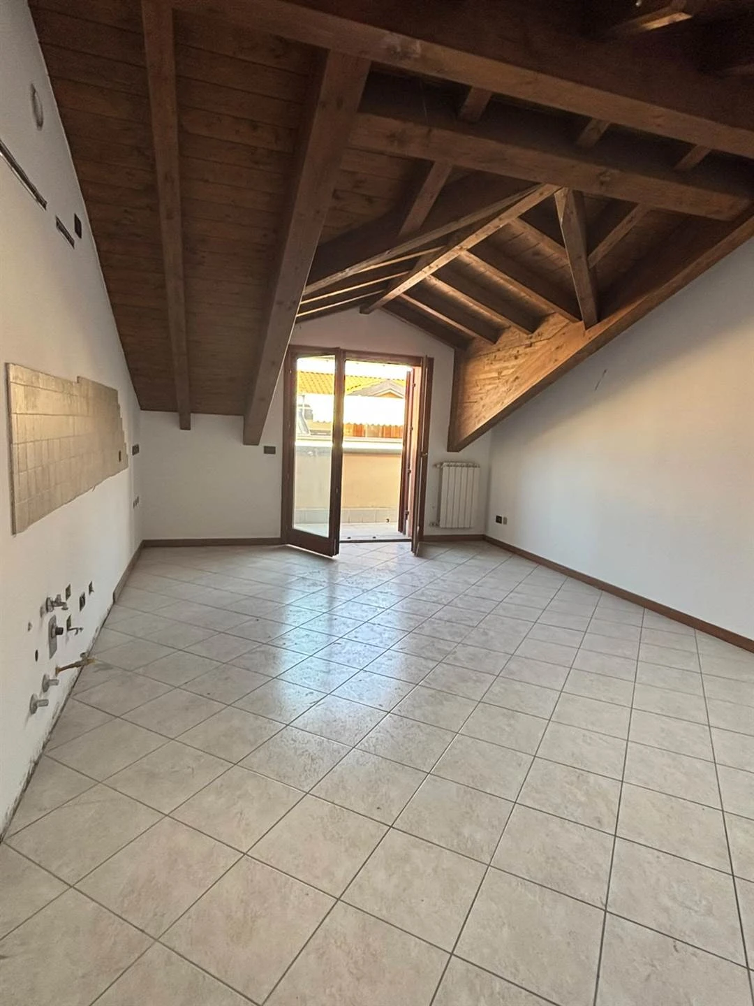 Appartamento in Vendita a Trezzano Rosa