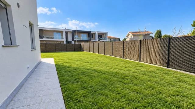 Azzano san paolo – nuovo trilocale con giardino privato