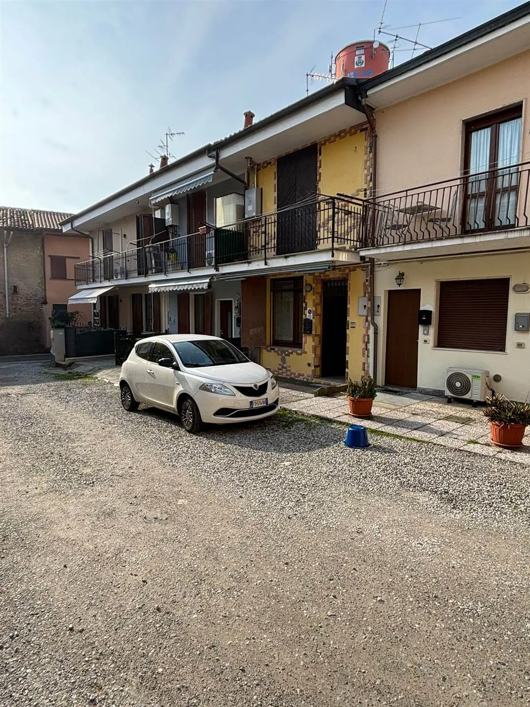 Immobile Appartamento in Vendita a Trezzano Rosa Immagine di copertina dell'immobile Appartamento in Vendita a Trezzano Rosa