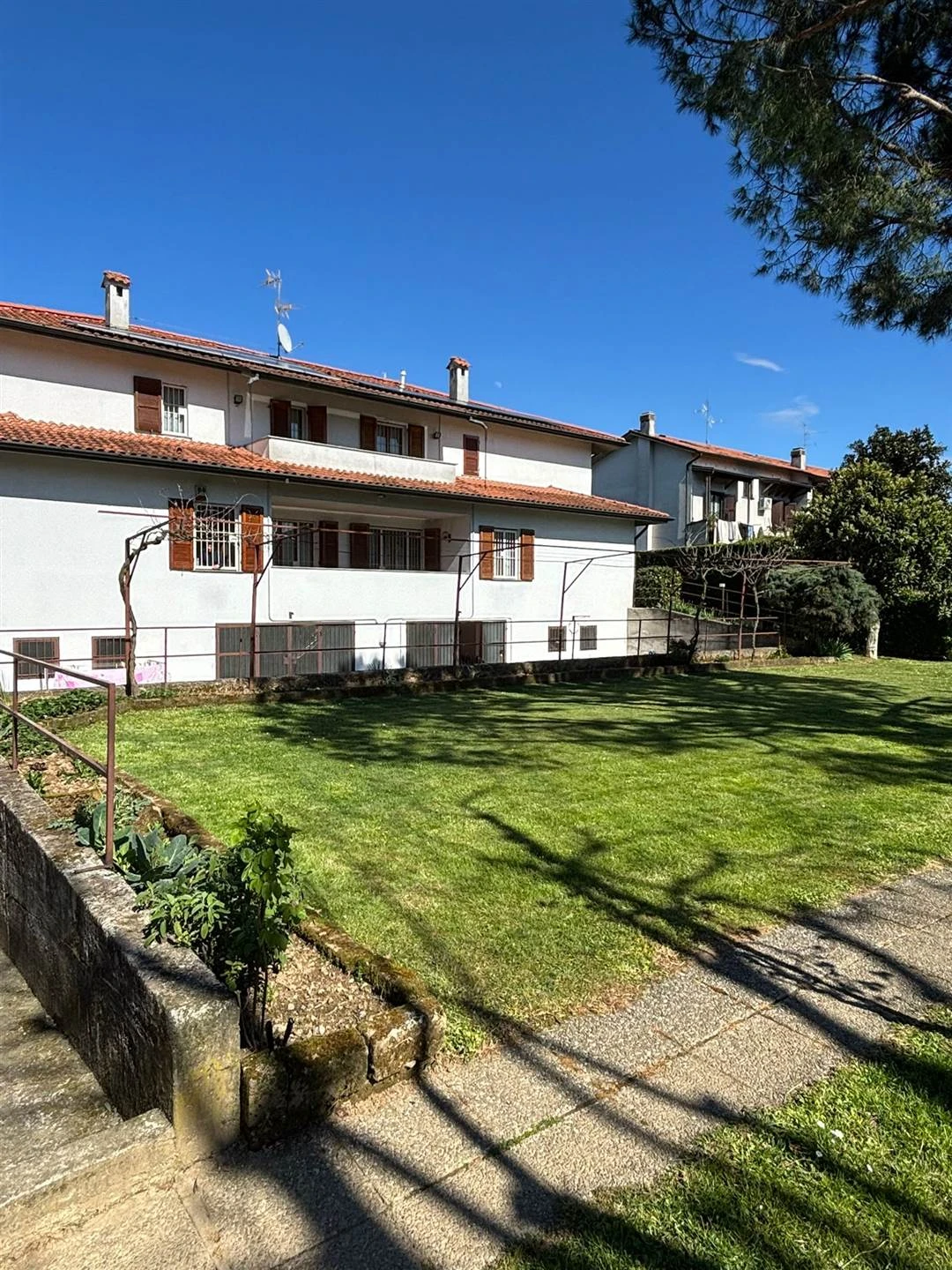 Villa in Vendita a Trezzano Rosa Villa in Vendita a Trezzano Rosa