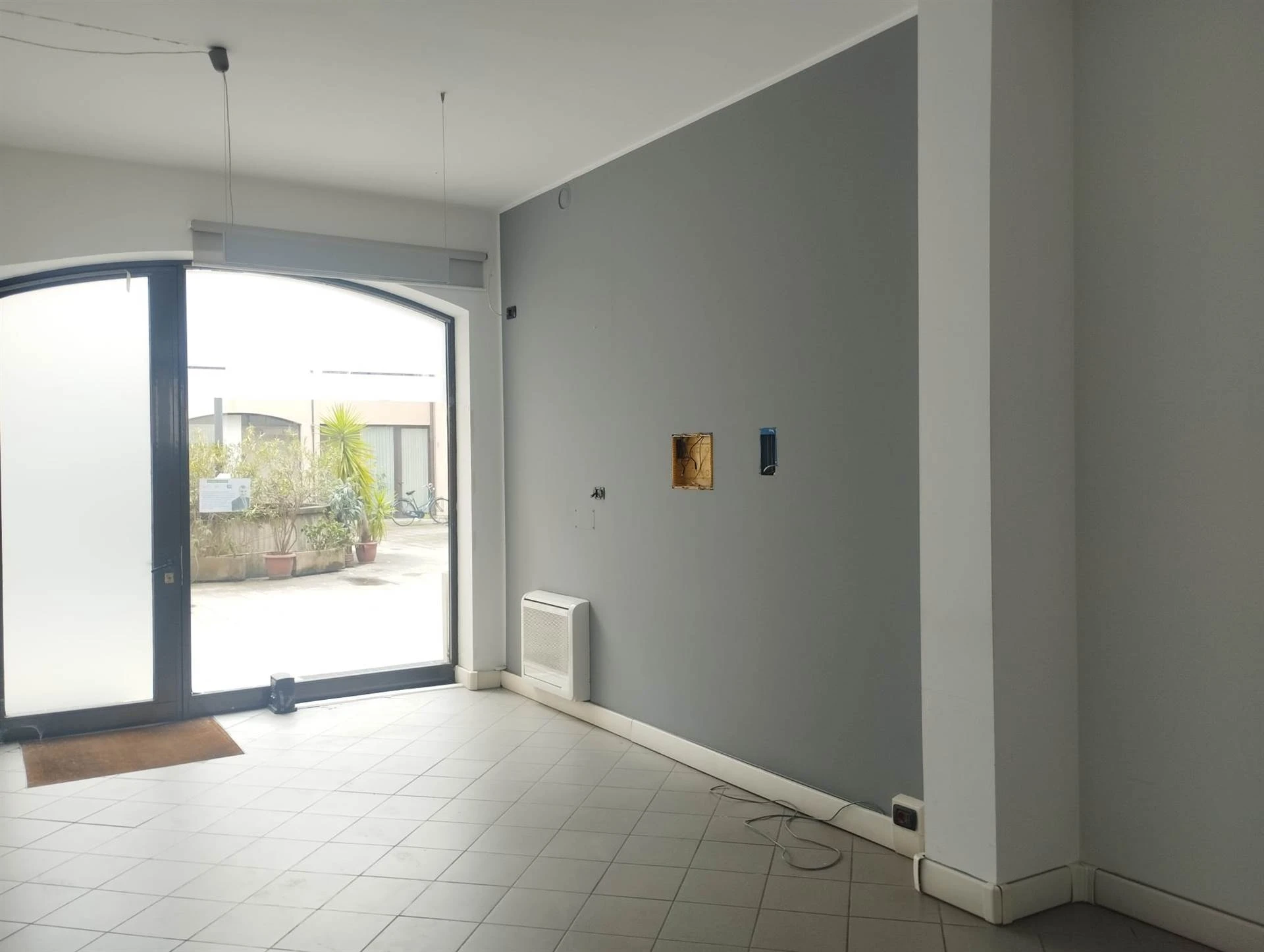 Ufficio/Negozio/locale commerciale nel Centro del paese Ufficio/Negozio/locale commerciale nel Centro del paese