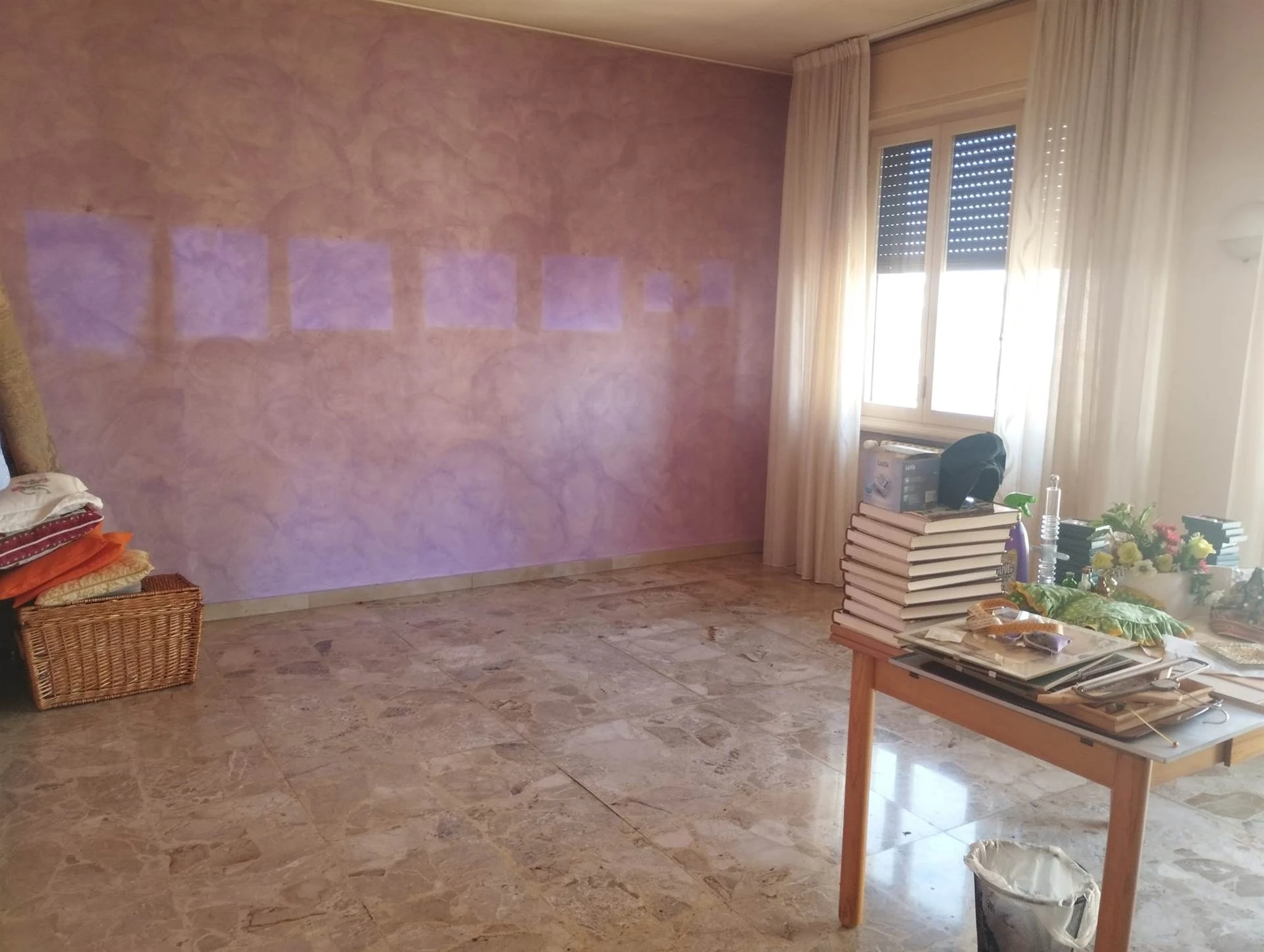 Ampio e Soleggiato Trilocale in prossimità del Centro Cittadino Ampio e Soleggiato Trilocale in prossimità del Centro Cittadino