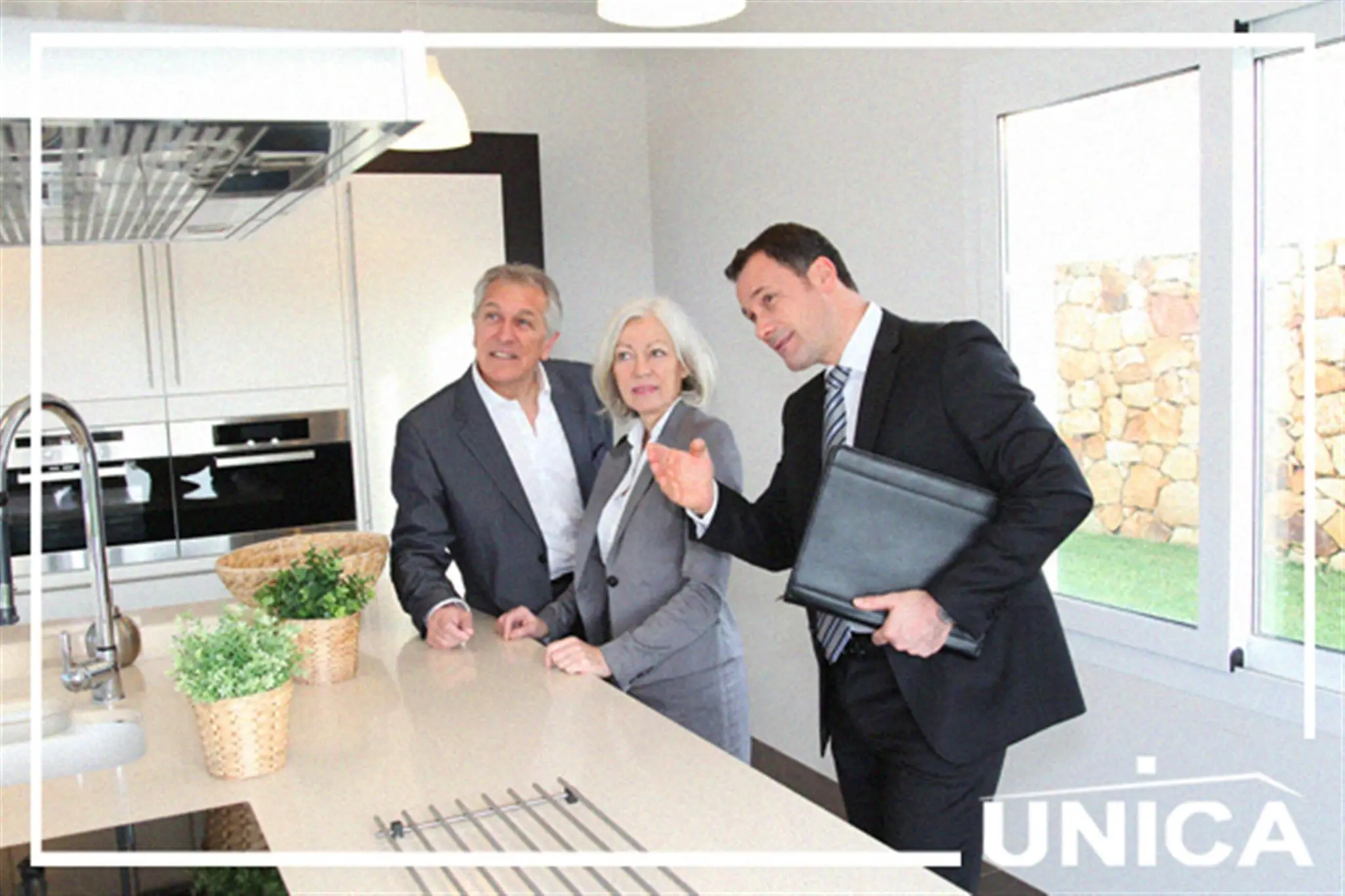 Unica - Servizi Immobiliari home page Unica - Servizi Immobiliari immagine hero