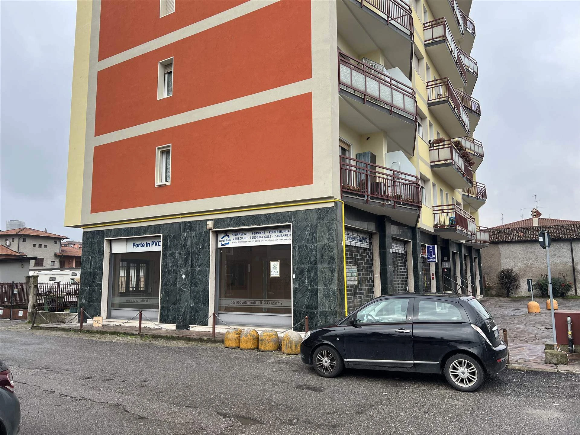 Ufficio \\ negozio ampia metratura Ufficio \\ negozio ampia metratura