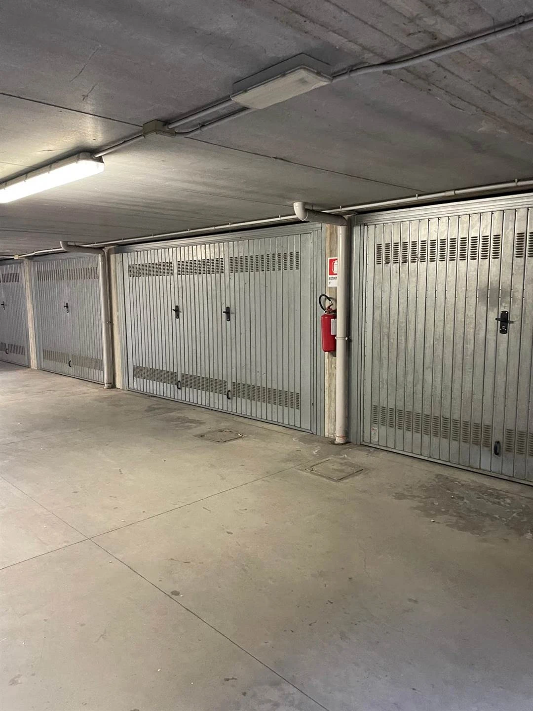 Vendita Box Ampio a Pozzo d'Adda! Vendita Box Ampio a Pozzo d'Adda!