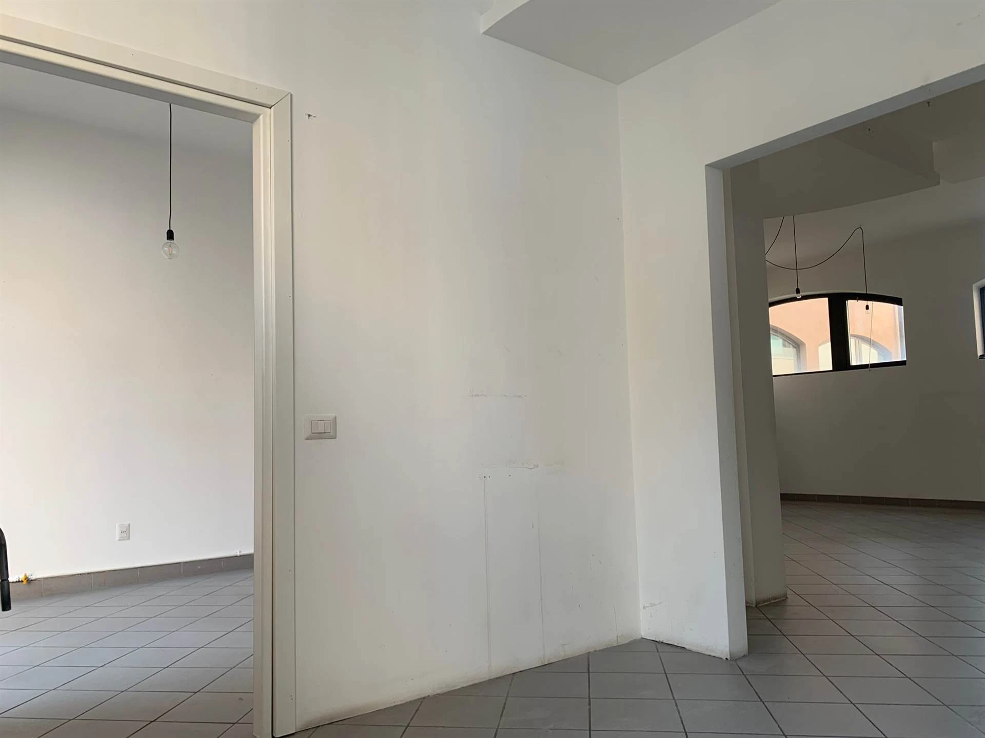 Negozio/Ufficio nel Centro del paese Negozio/Ufficio nel Centro del paese